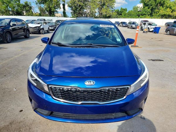 2017 KIA FORTE LX Base