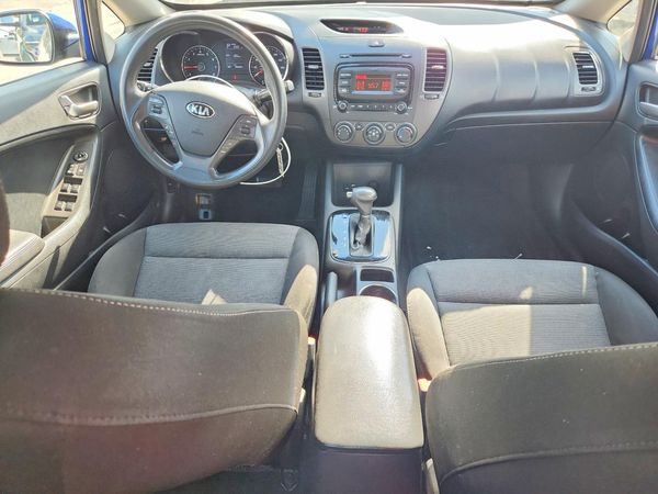 2017 KIA FORTE LX Base