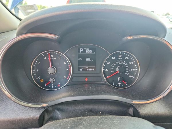 2017 KIA FORTE LX Base