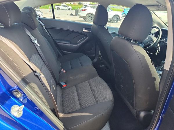2017 KIA FORTE LX Base