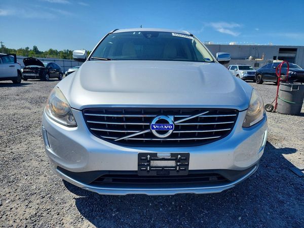 2016 VOLVO XC60