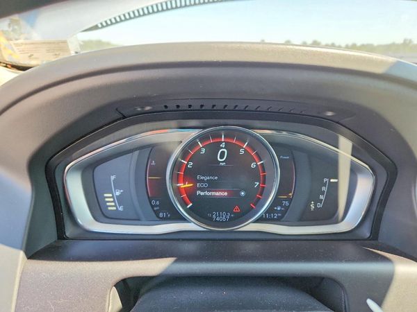 2016 VOLVO XC60