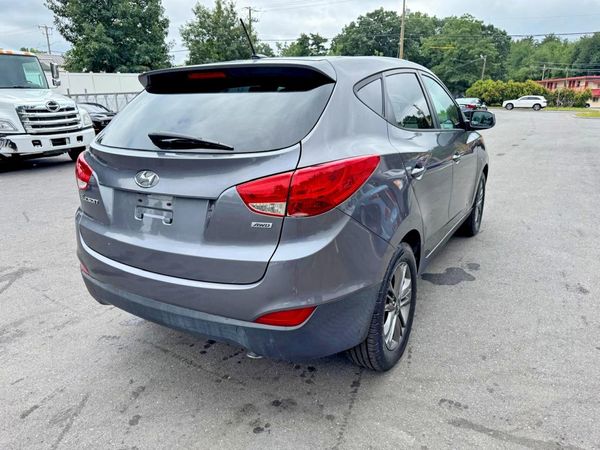 2015 HYUNDAI TUCSON GL (Middle-Low)