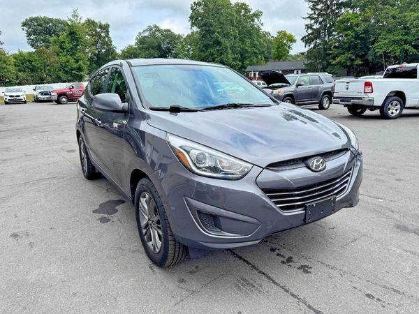 2015 HYUNDAI TUCSON GL (Middle-Low)