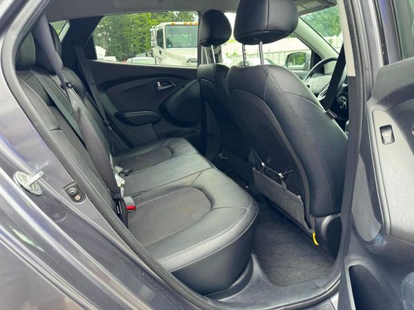 2015 HYUNDAI TUCSON GL (Middle-Low)