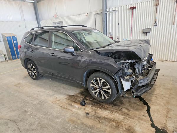 2021 SUBARU FORESTER