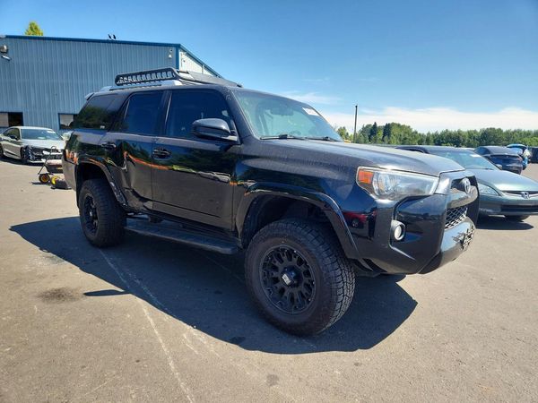 2017 TOYOTA 4RUNNER