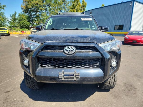 2017 TOYOTA 4RUNNER