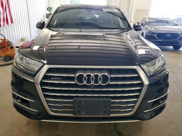2018 AUDI Q7 quattro Premium Plus