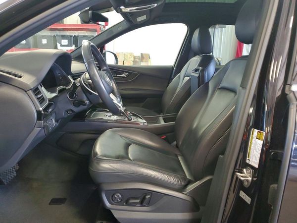 2018 AUDI Q7 quattro Premium Plus