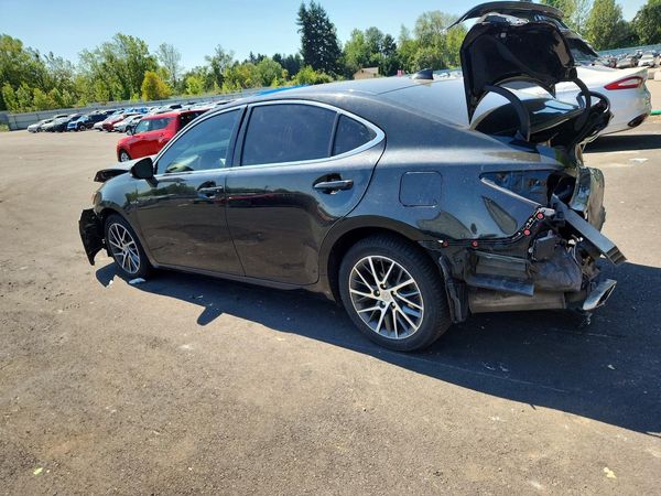 2017 LEXUS ES