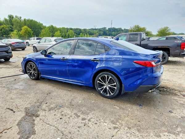 2025 TOYOTA CAMRY