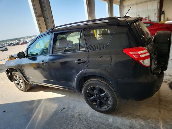 2012 TOYOTA RAV4 High