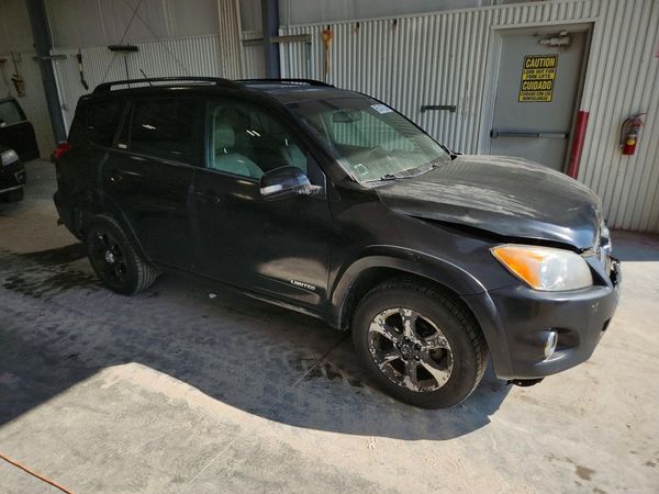 2012 TOYOTA RAV4 High
