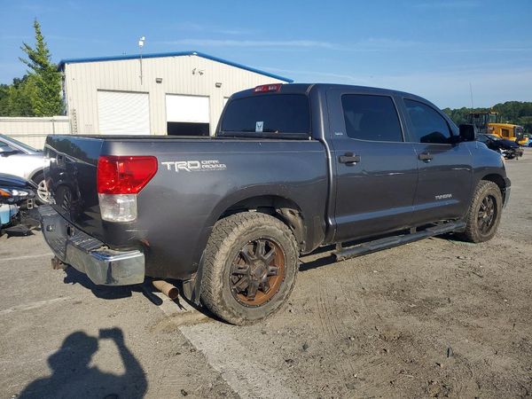 2012 TOYOTA TUNDRA SR5