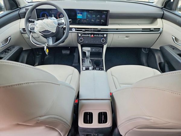 2026 HYUNDAI TUCSON SEL, SEL Plus