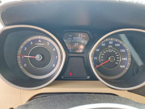 2013 HYUNDAI ELANTRA