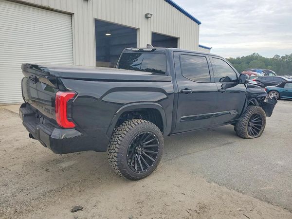 2024 TOYOTA TUNDRA Others