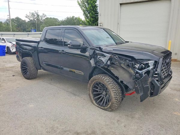 2024 TOYOTA TUNDRA Others
