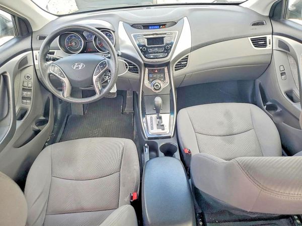 2013 HYUNDAI ELANTRA