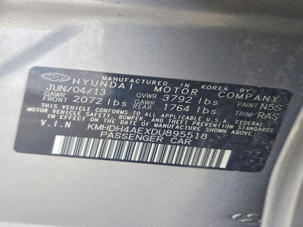2013 HYUNDAI ELANTRA