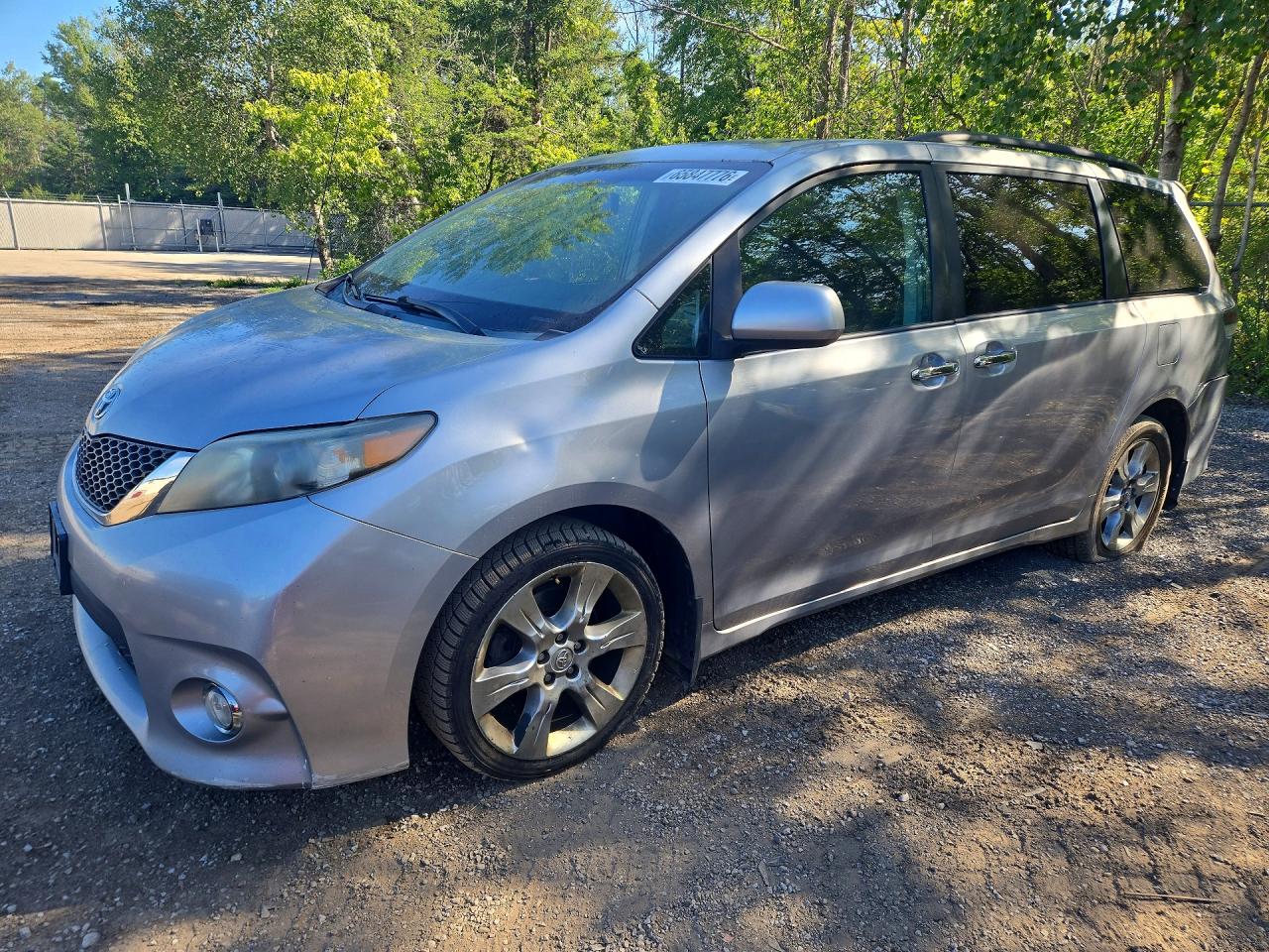 2013 TOYOTA SIENNA