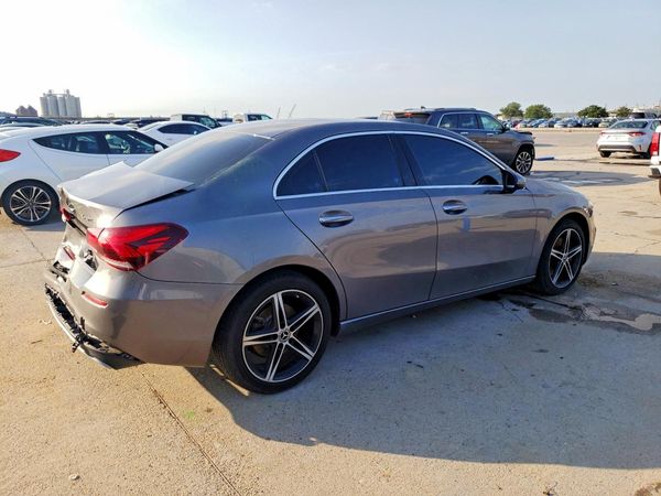 2019 MERCEDES-BENZ A220