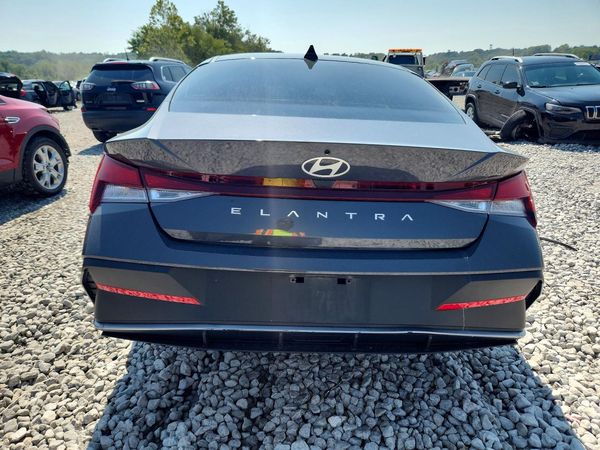2024 HYUNDAI ELANTRA SE — DIRR