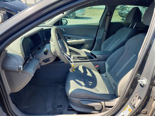 2024 HYUNDAI ELANTRA SE — DENT