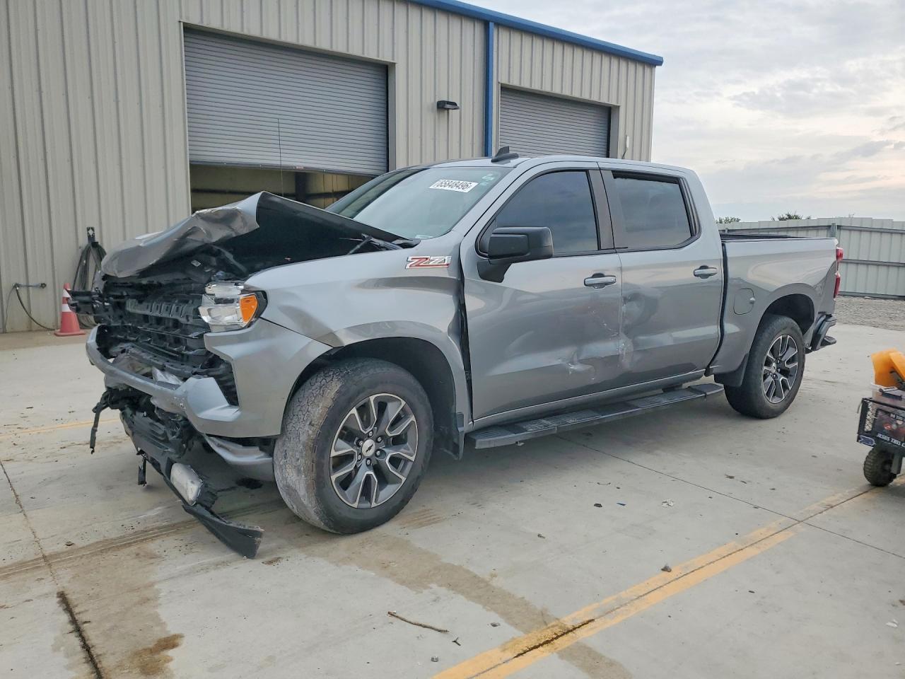 2023 CHEVROLET SILVERADO RST