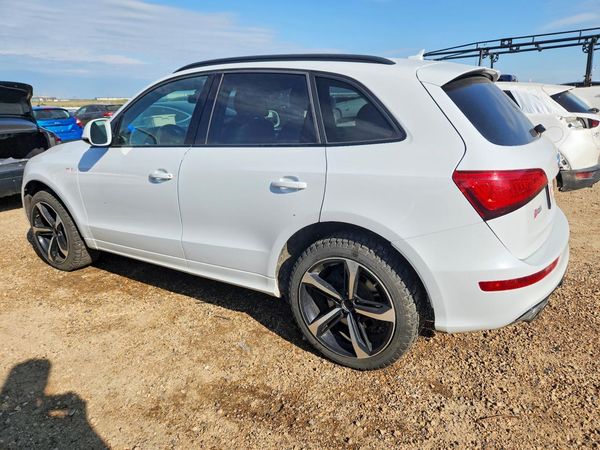 2016 AUDI SQ5 quattro Premium Plus