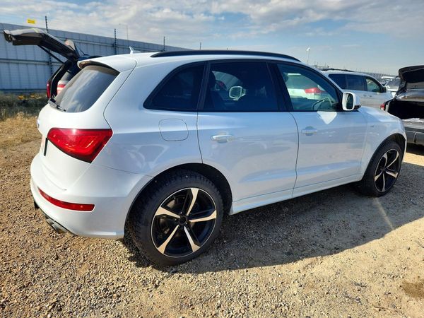 2016 AUDI SQ5 quattro Premium Plus