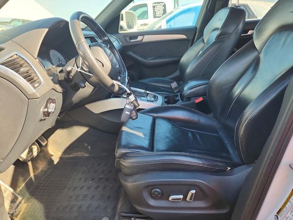 2016 AUDI SQ5 quattro Premium Plus