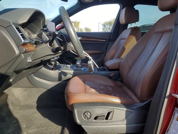 2018 AUDI Q5 quattro Premium Plus