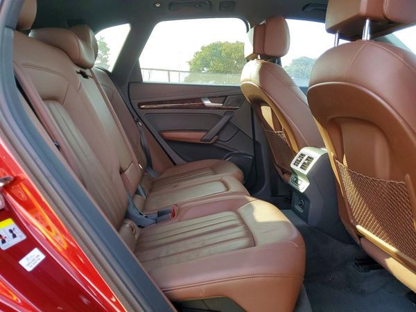 2018 AUDI Q5 quattro Premium Plus