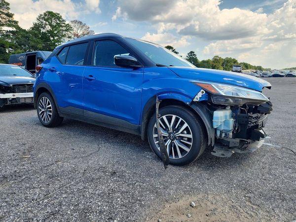 2022 NISSAN KICKS SV