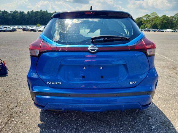 2022 NISSAN KICKS SV