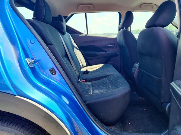 2022 NISSAN KICKS SV