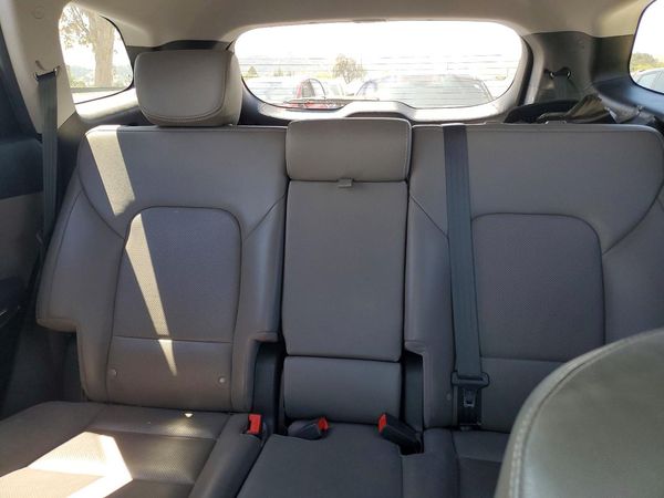 2018 HYUNDAI SANTA FE SE Premium pkg