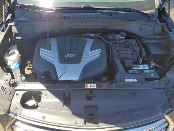 2018 HYUNDAI SANTA FE SE Premium pkg