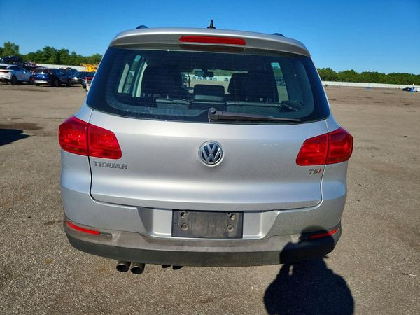 2017 VOLKSWAGEN TIGUAN S, Limited — DIRR