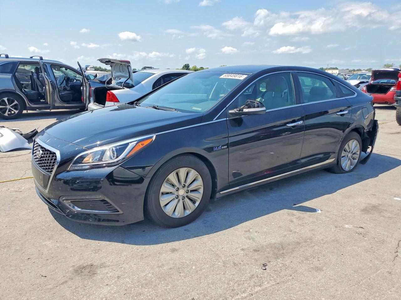2017 HYUNDAI SONATA SE — Front 3/4