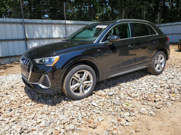 2020 AUDI Q3 S Line quattro Premium
