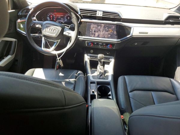 2020 AUDI Q3 S Line quattro Premium