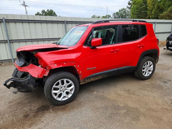 2016 JEEP RENEGADE — Front 3/4