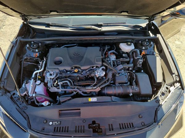 2026 TOYOTA CAMRY — Engine bay
