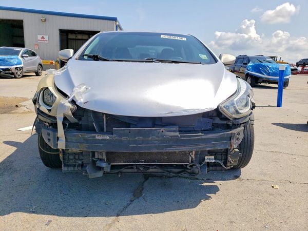 2016 HYUNDAI ELANTRA