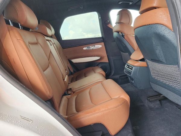 2026 GENESIS GV70