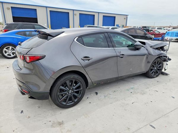 2025 MAZDA 3 Premium Plus Package — PSRA