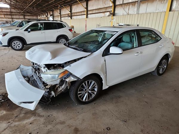 2015 TOYOTA COROLLA